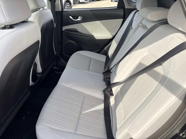 Certified 2023 Hyundai Kona SEL w/ Convenience Package image 17
