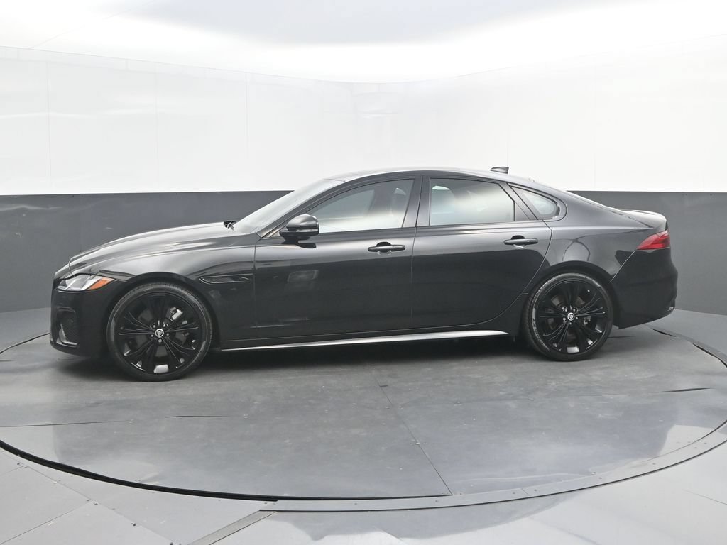 Certified 2024 Jaguar XF R-Dynamic SE AWD/4WD image 2