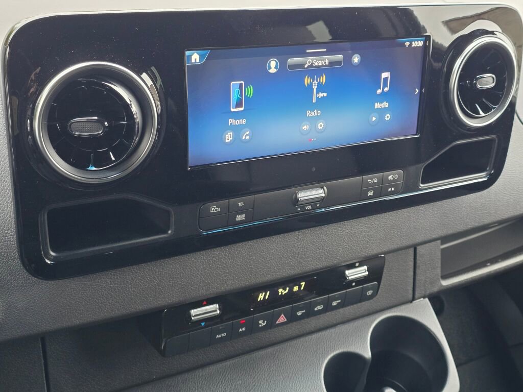 New 2026 Mercedes-Benz Sprinter 144 Cargo image 31