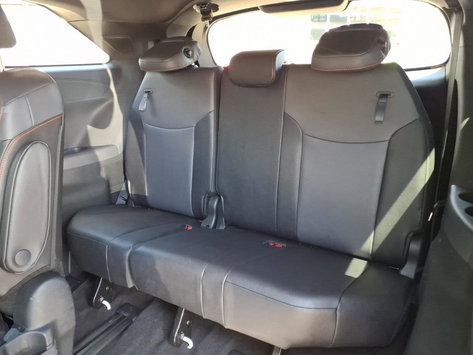 Certified 2023 Toyota Sienna XSE w/ XSE Plus Package AWD/4WD image 16