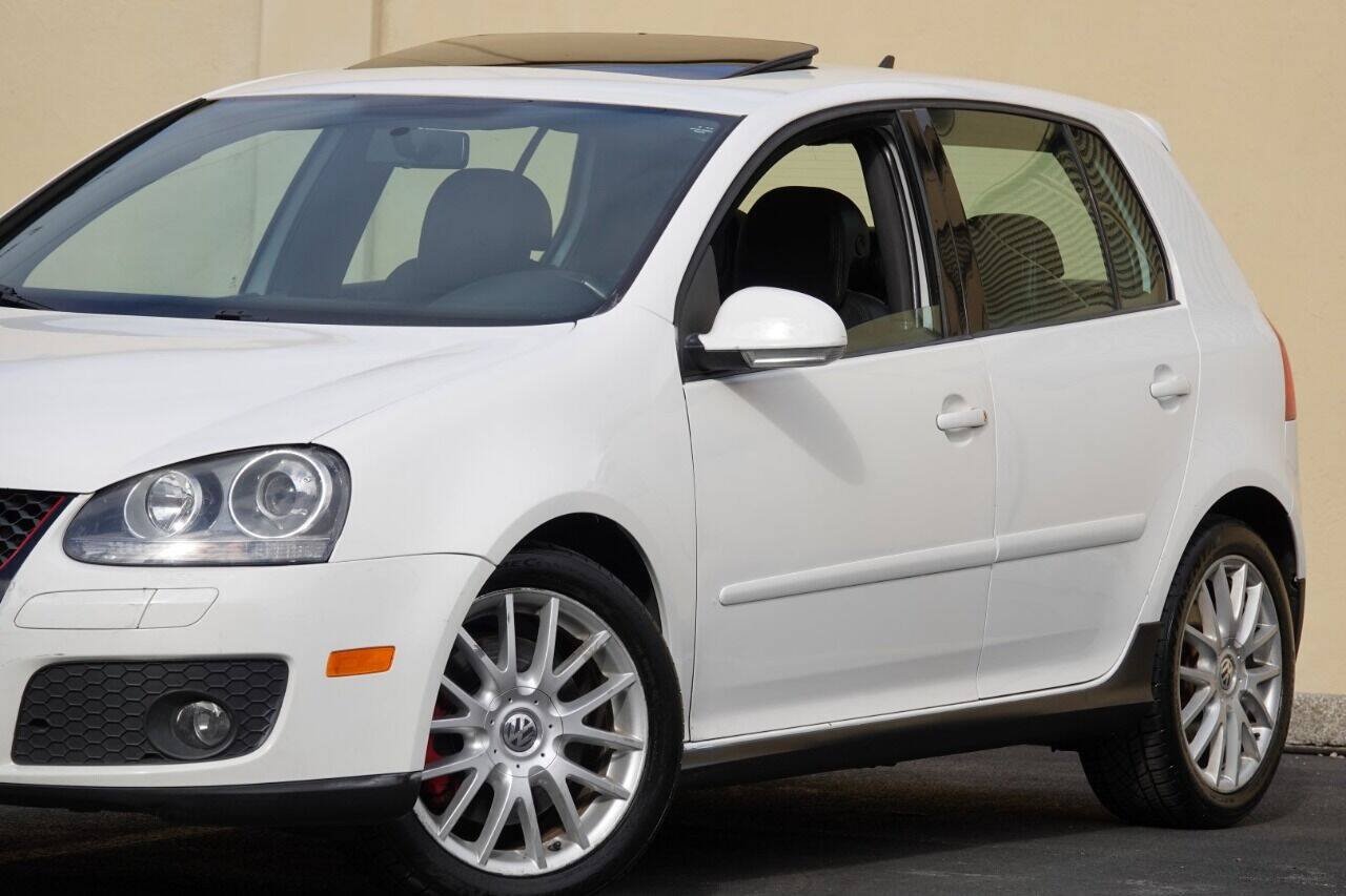 Used 2007 Volkswagen GTI 4-Door FWD image 3