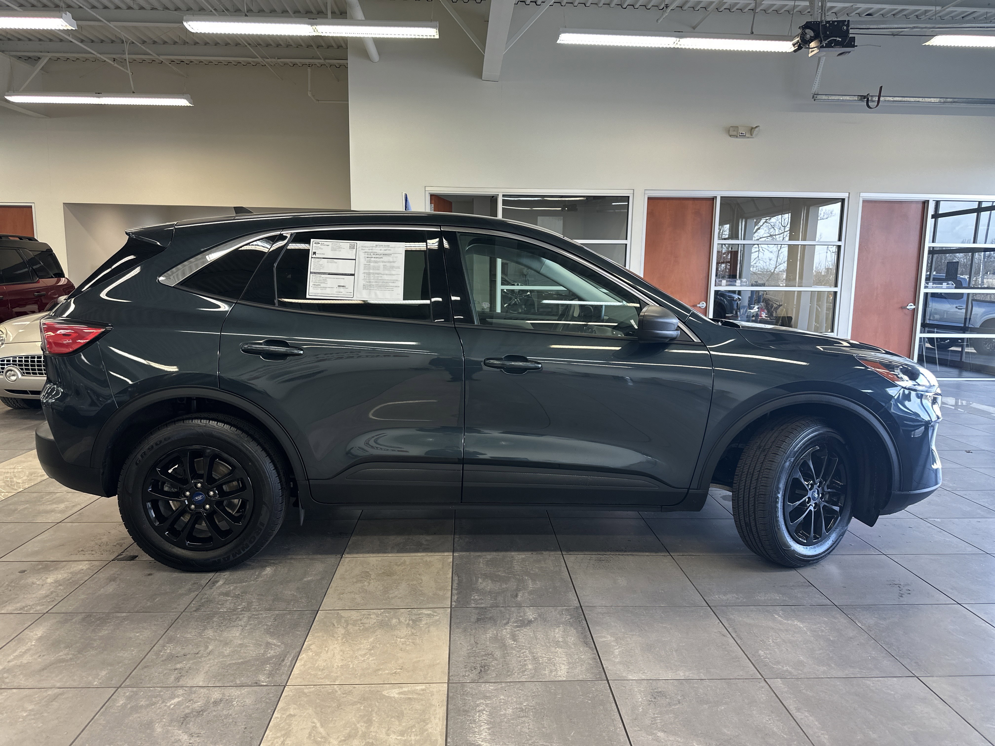 Certified 2022 Ford Escape SE w/ Cold Weather Package image 11