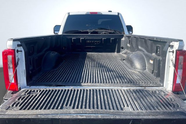 Used 2026 Ford F350 XLT RWD image 17