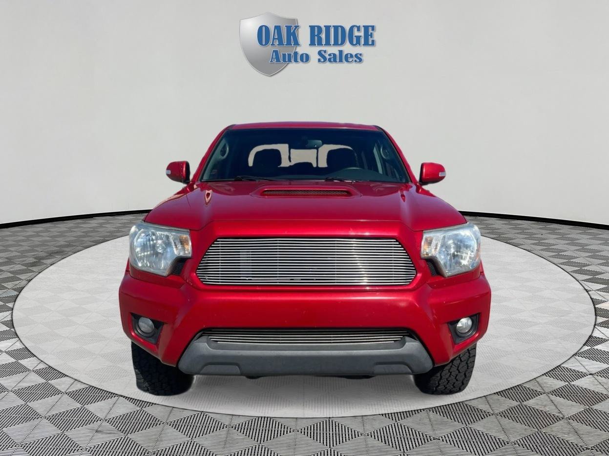 Used 2013 Toyota Tacoma PreRunner w/ TRD Sport Pkg RWD image 2