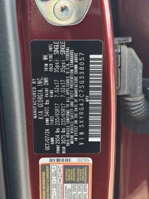 Used 2025 Kia Sorento LX image 17