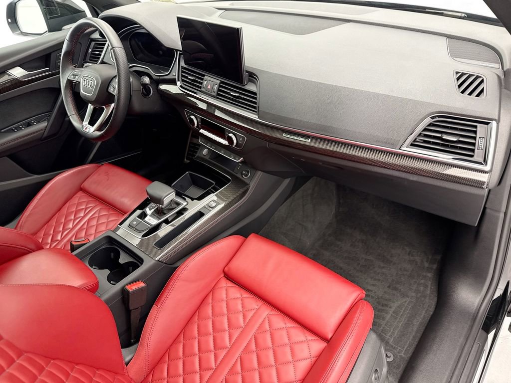 Used 2024 Audi SQ5 Premium Plus w/ S Sport Package AWD/4WD image 16
