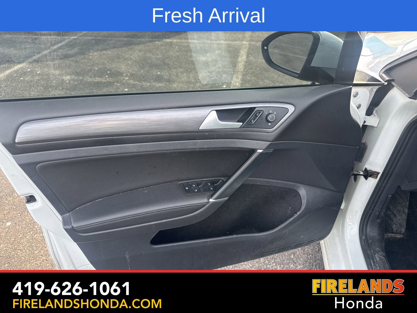 Used 2019 Volkswagen Golf SE w/ Driver Assistance Package image 10