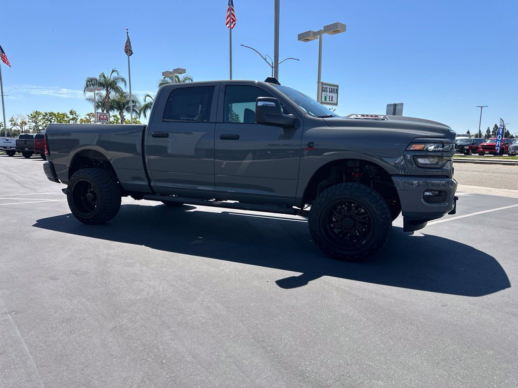 New 2026 RAM 2500 Tradesman AWD/4WD image 5
