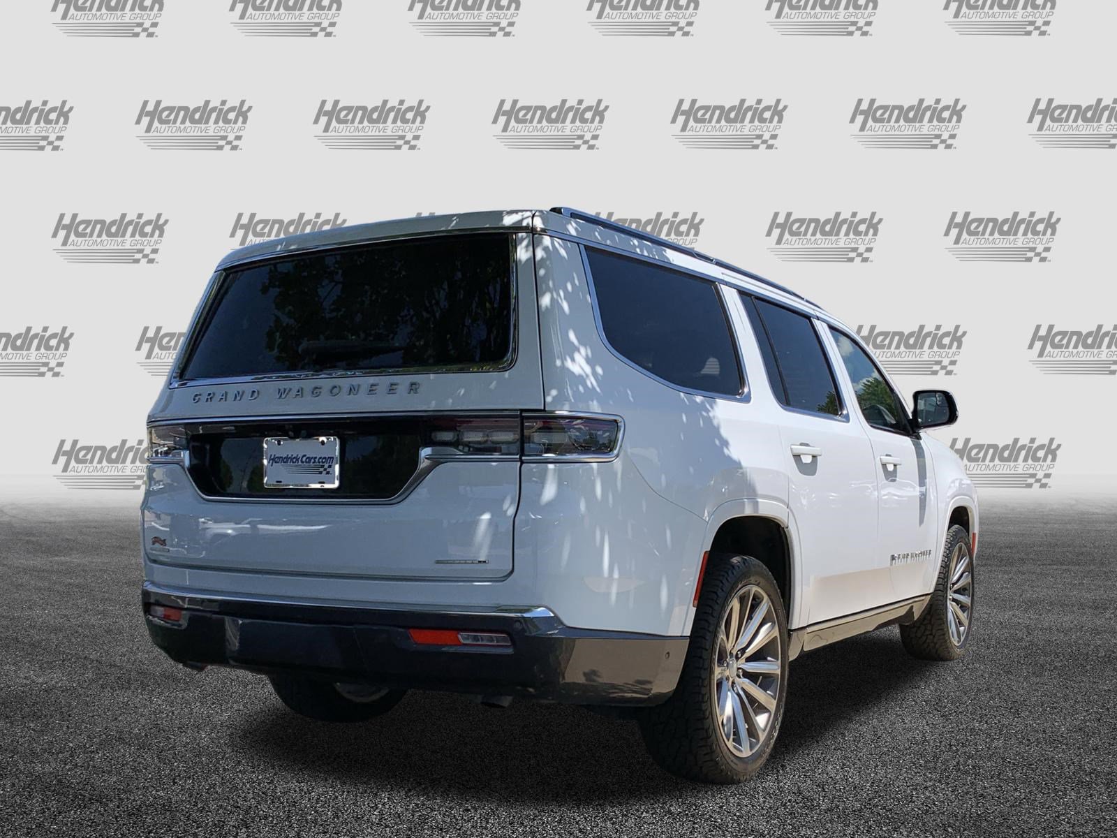 Used 2022 Jeep Grand Wagoneer Series I AWD/4WD image 10