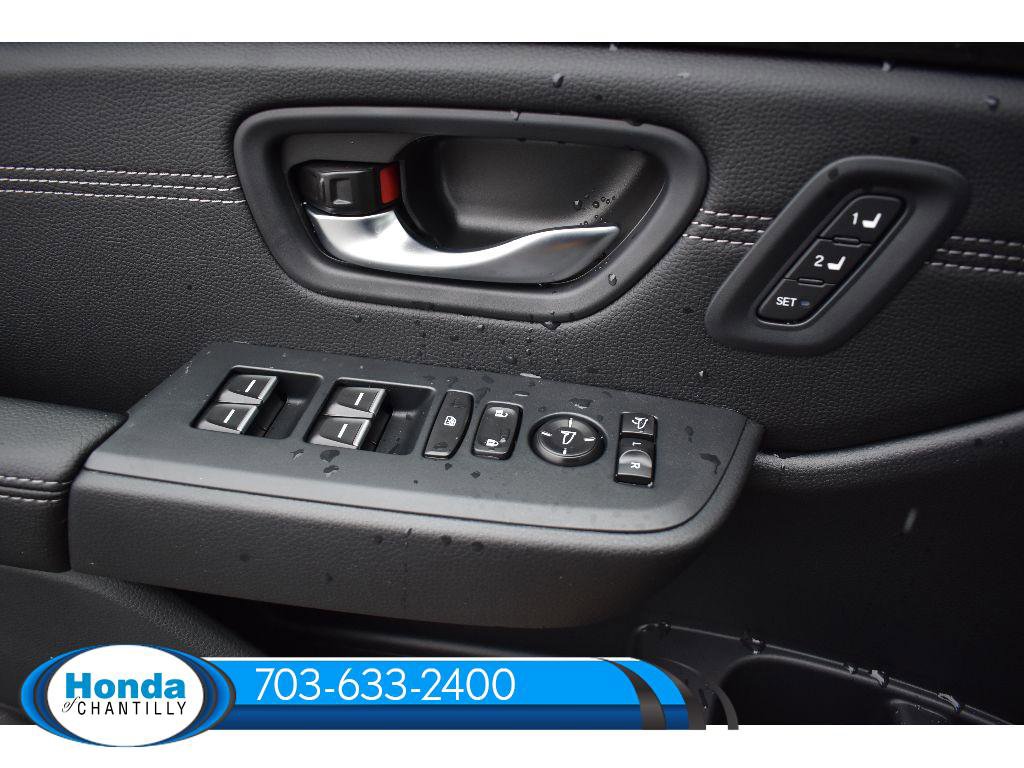 New 2026 Honda Pilot Touring image 24