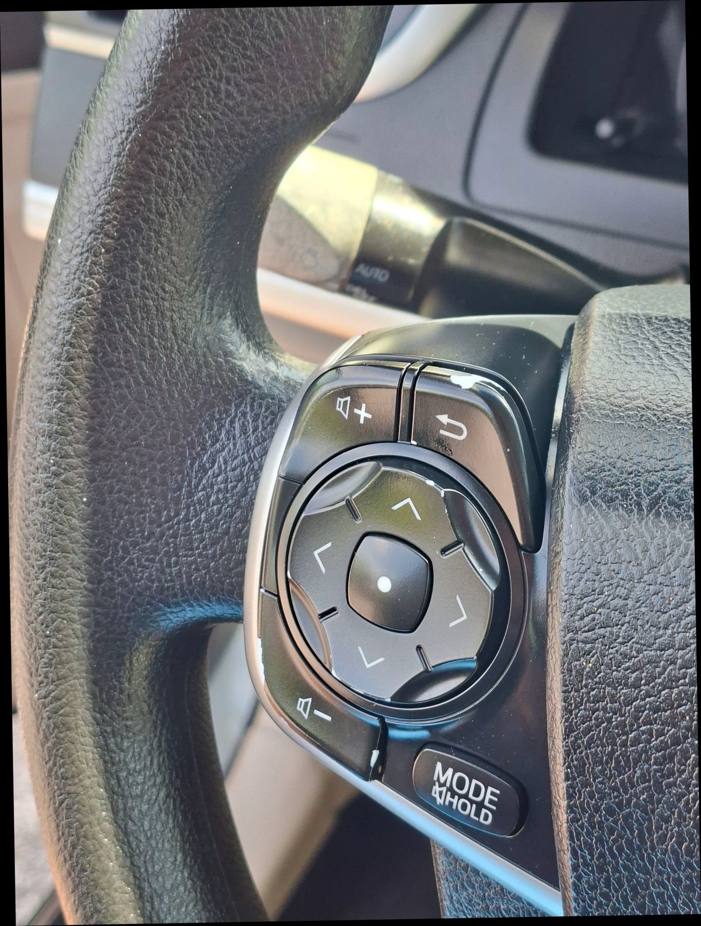 Used 2012 Toyota Camry LE FWD image 18
