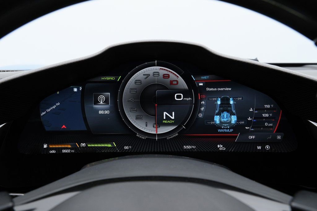 Used 2022 Ferrari SF90 Spider image 16