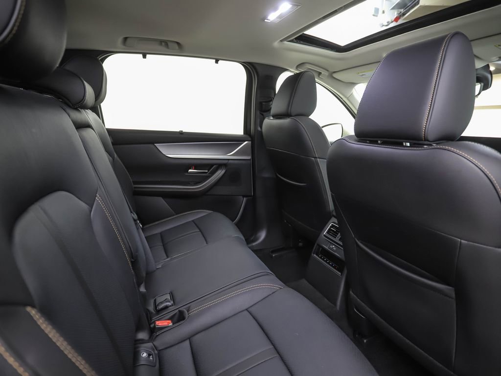 Used 2025 MAZDA CX-90 3.3 Turbo w/ Preferred Package AWD/4WD image 27