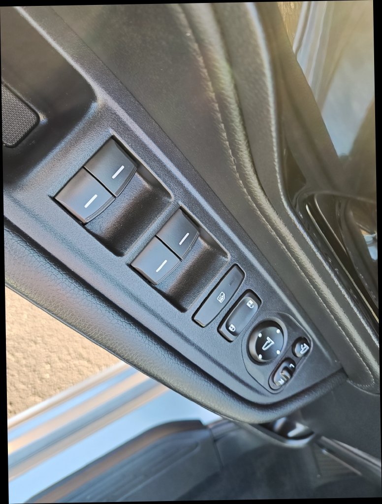 Used 2025 Honda Odyssey Elite image 11