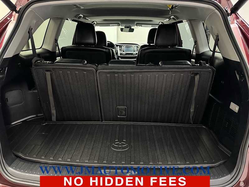 Used 2018 Toyota Highlander XLE AWD/4WD image 18