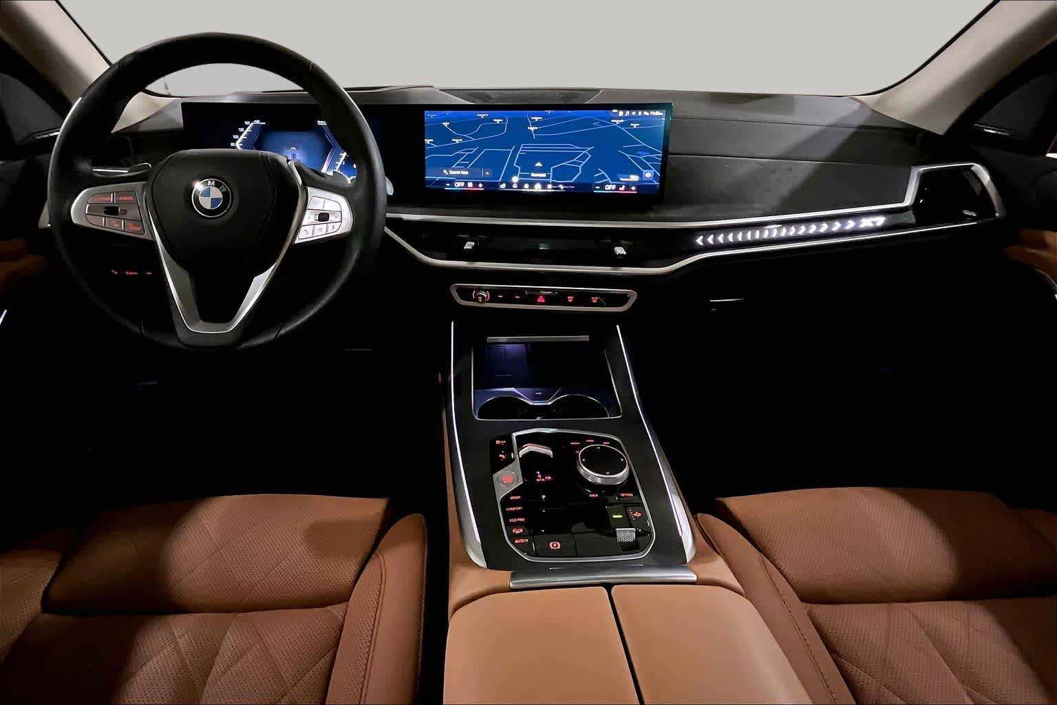 Used 2025 BMW X7 xDrive40i w/ Premium Package AWD/4WD image 15