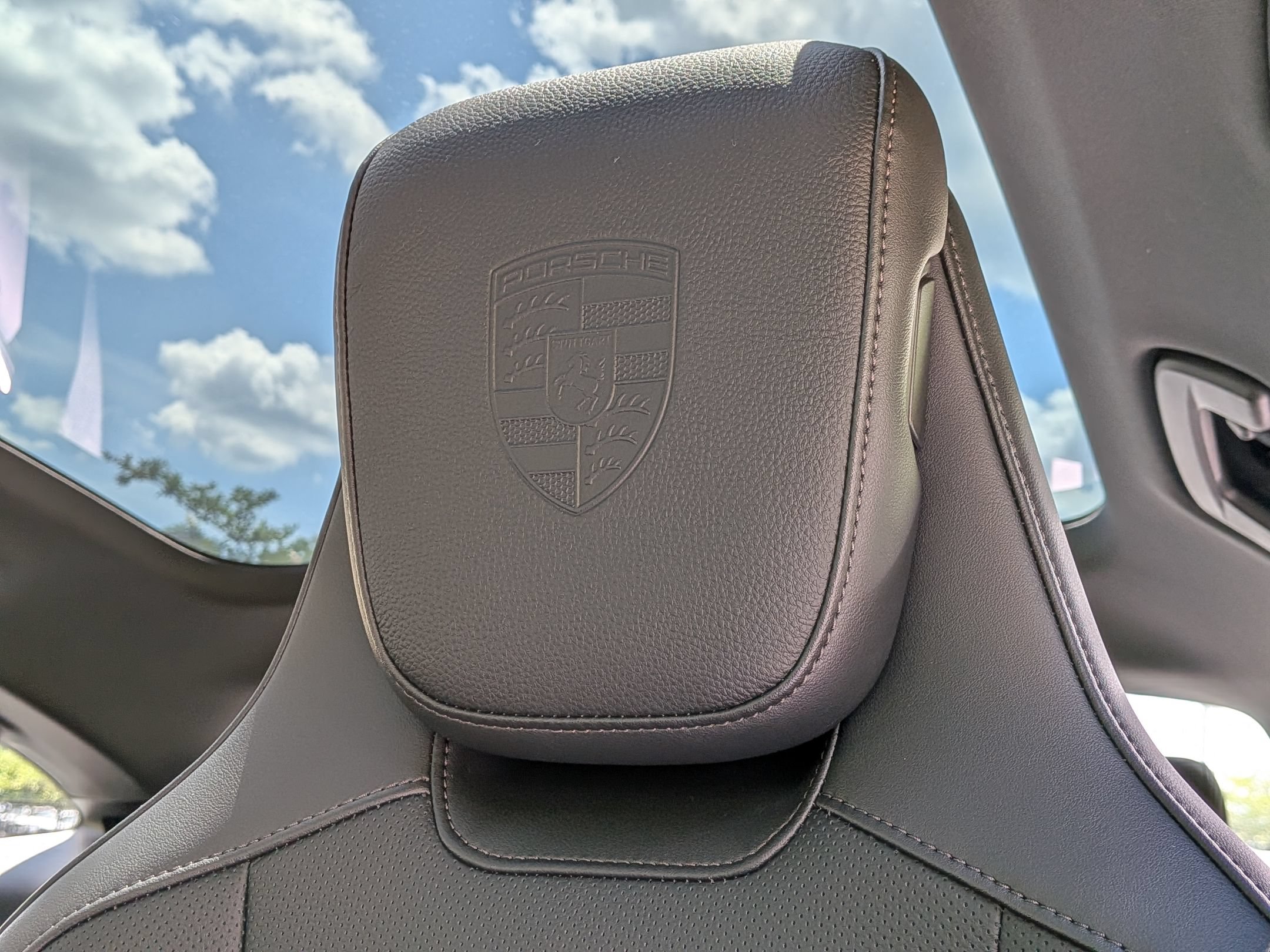 New 2026 Porsche Taycan 4S AWD/4WD image 6