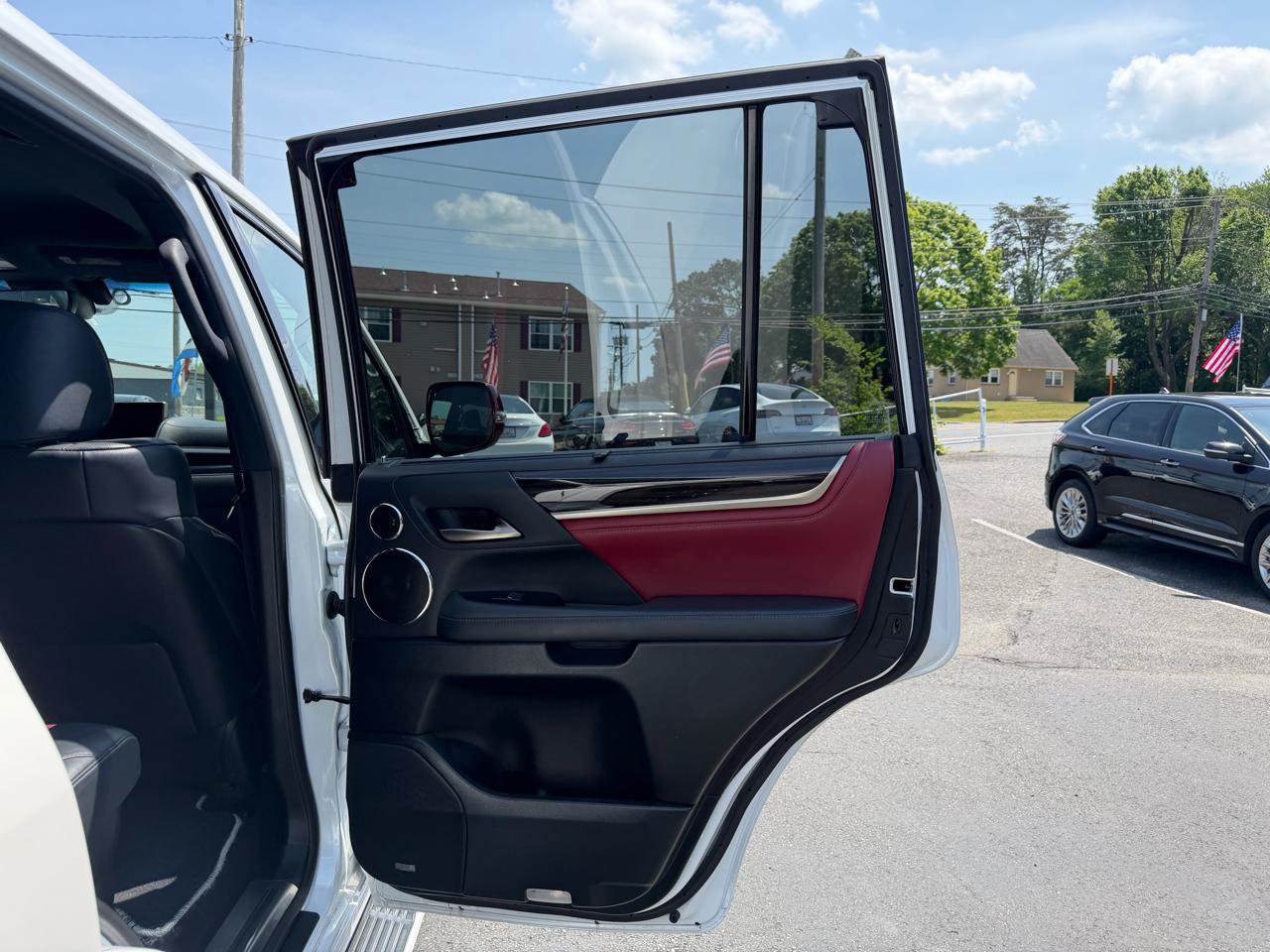 Used 2021 Lexus LX 570 4WD w/ Inspiration Series #2 image 25