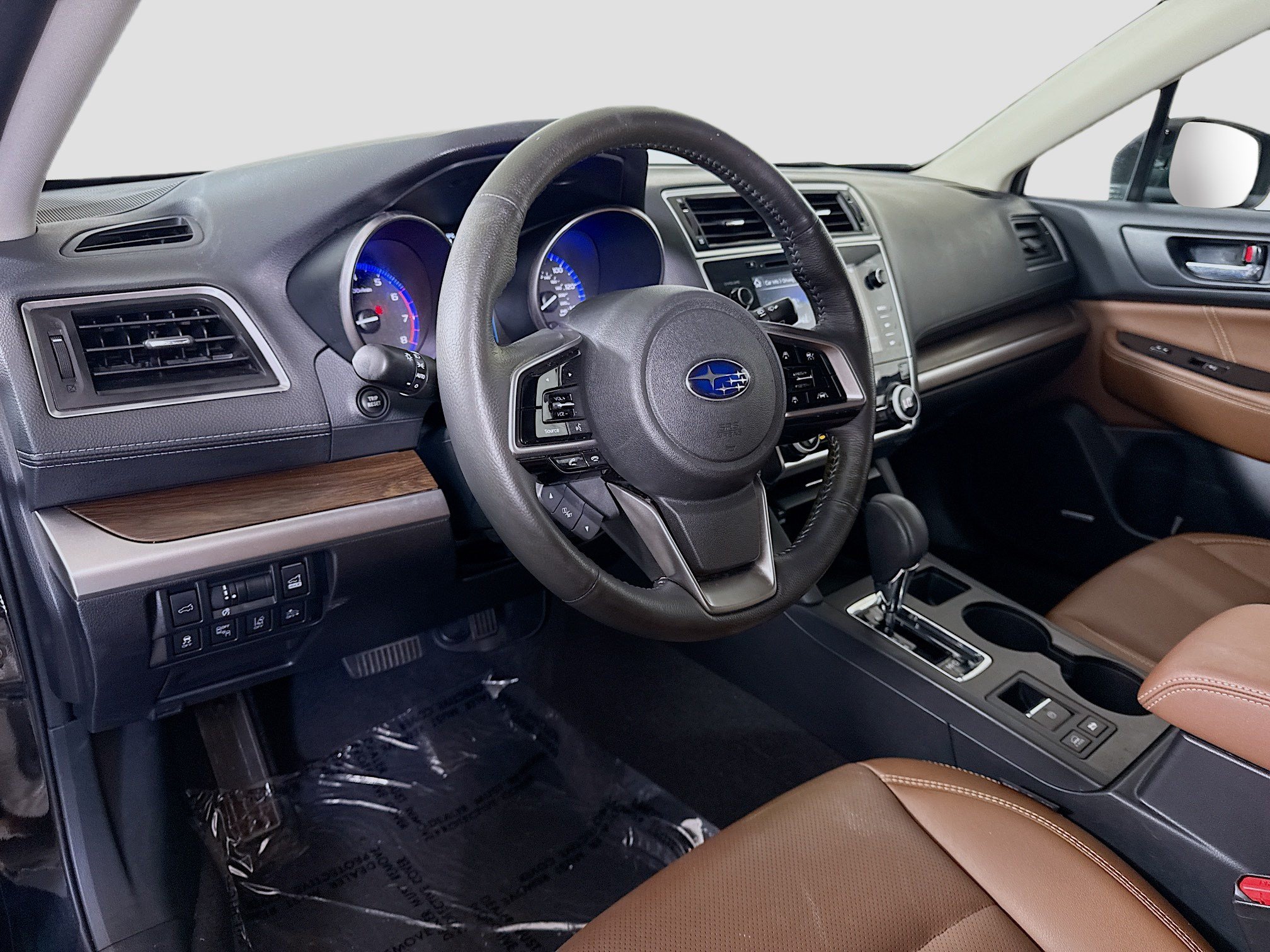 Used 2018 Subaru Outback 2.5i Touring AWD/4WD image 23
