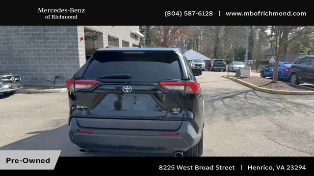 Used 2020 Toyota RAV4 XLE image 9