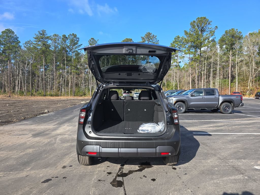 New 2026 Nissan Kicks SV AWD/4WD image 16