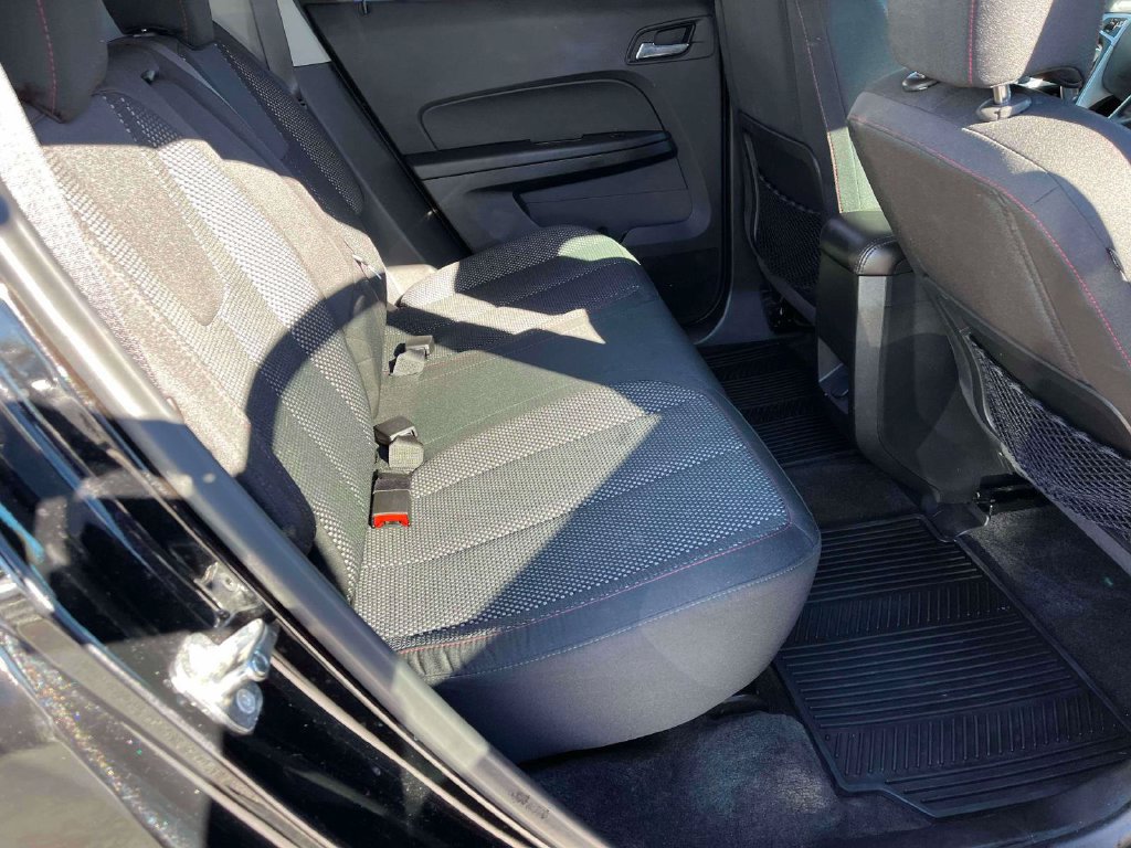 Used 2016 Chevrolet Equinox LT FWD image 12