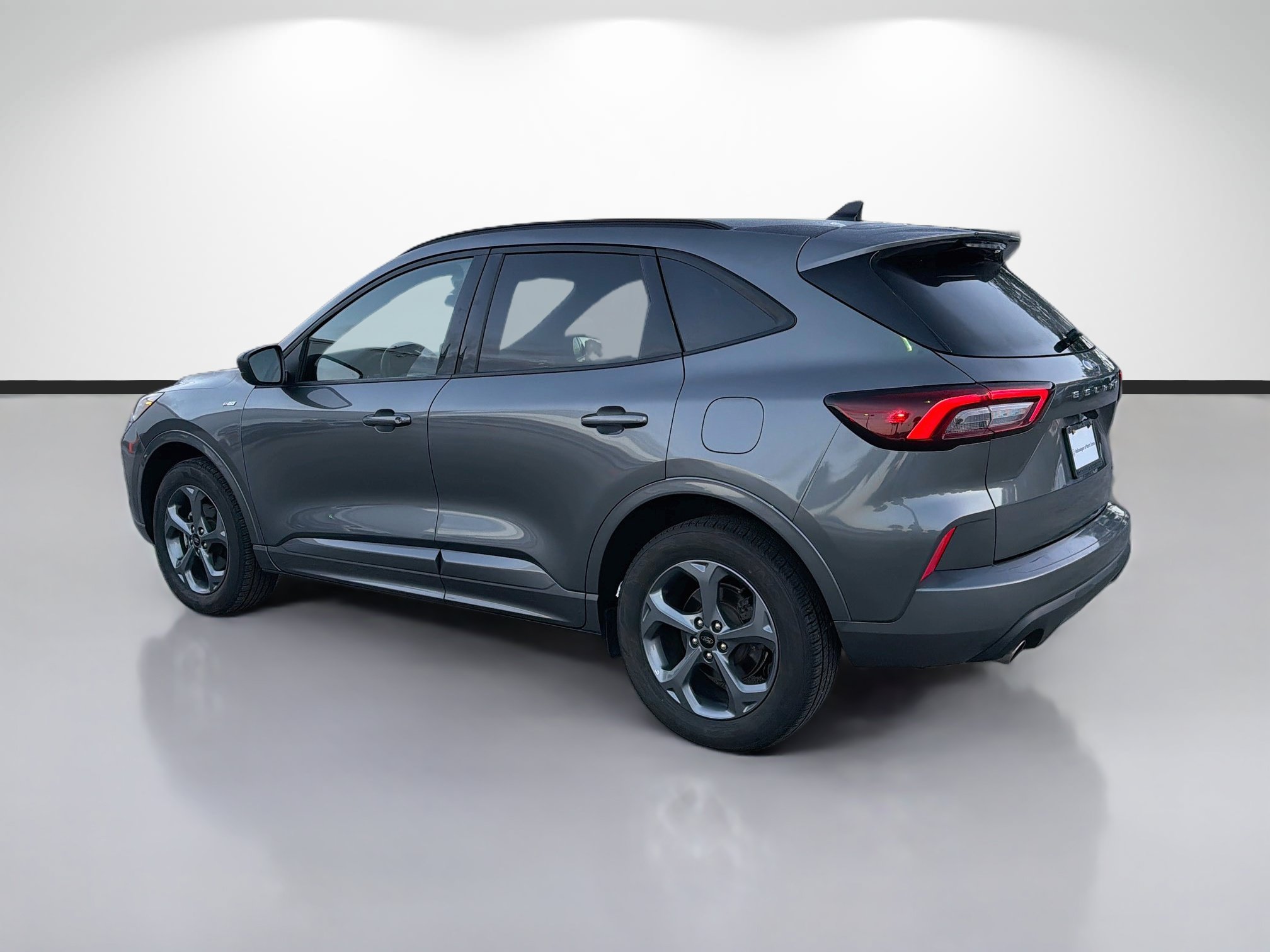 Used 2024 Ford Escape ST-Line AWD/4WD image 5
