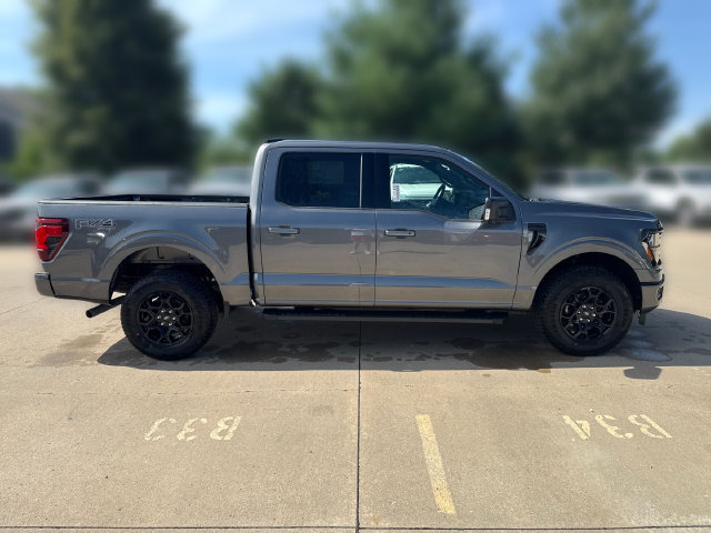 New 2026 Ford F150 XLT w/ Equipment Group 302A MID AWD/4WD image 4