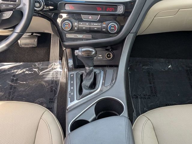 Used 2015 Kia Optima EX image 17