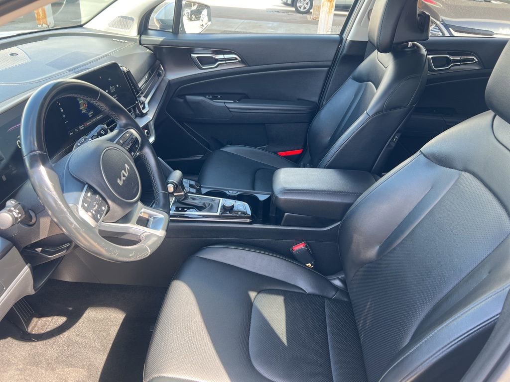 Certified 2023 Kia Sportage EX image 4