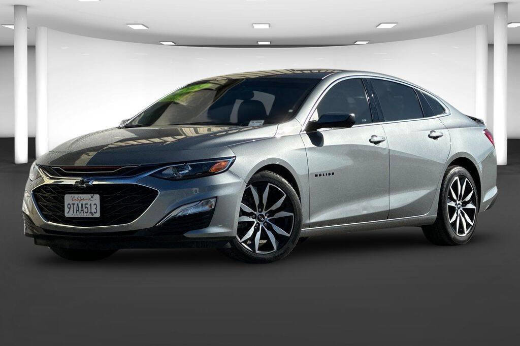 Used 2024 Chevrolet Malibu RS w/ LPO, Floor Liner Package image 2