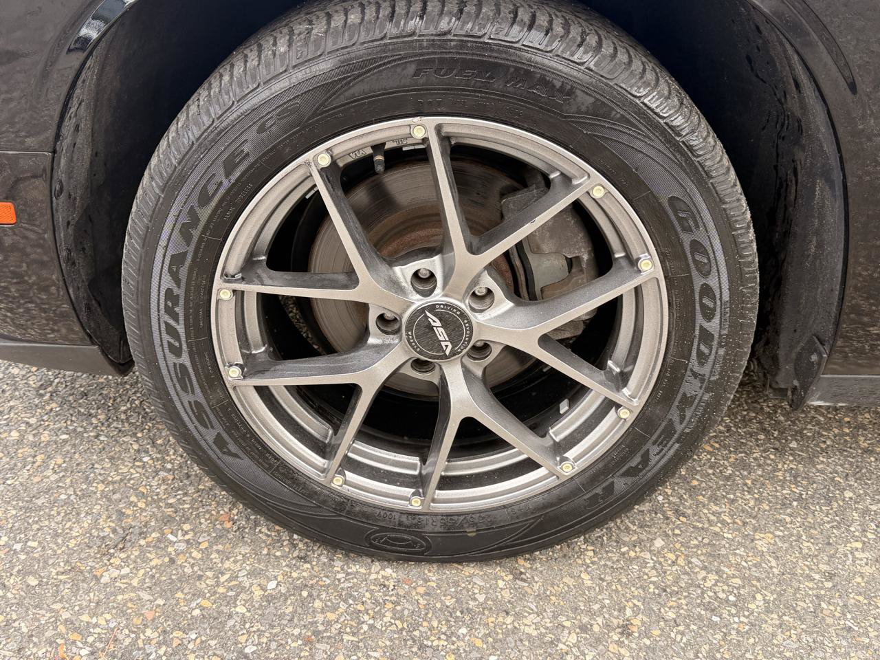 Used 2016 Dodge Challenger SXT RWD image 10