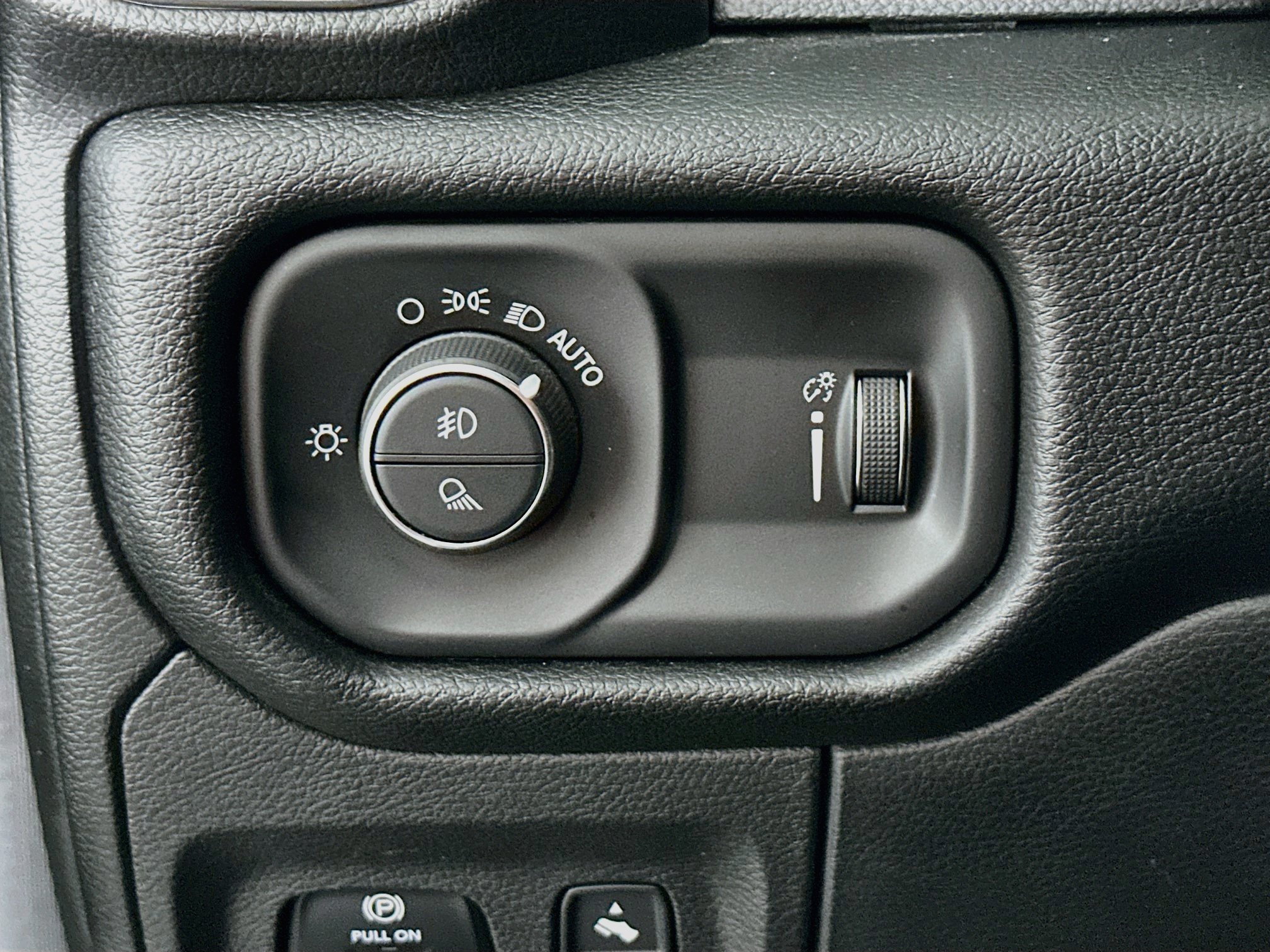 Used 2022 RAM 1500 Lone Star AWD/4WD image 16