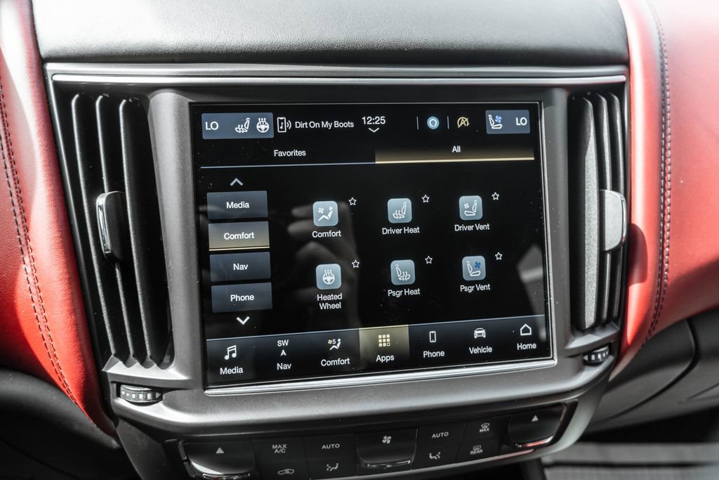 Used 2022 Maserati Levante GT image 22