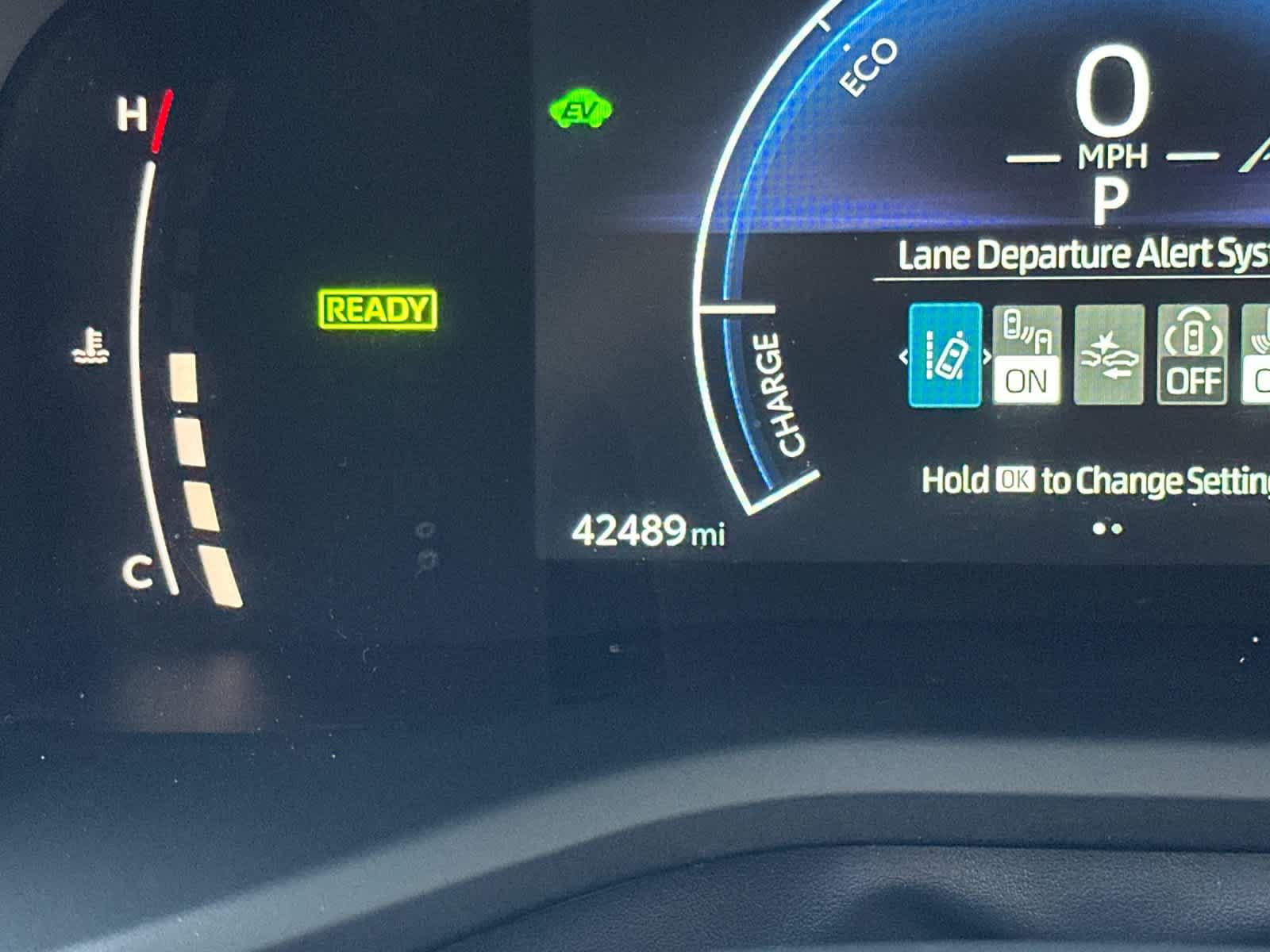 Used 2025 Toyota Camry LE FWD image 25