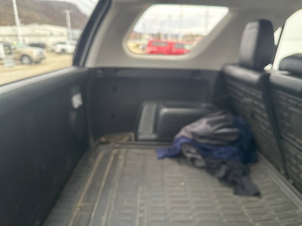 Used 2024 Toyota 4Runner Limited image 6