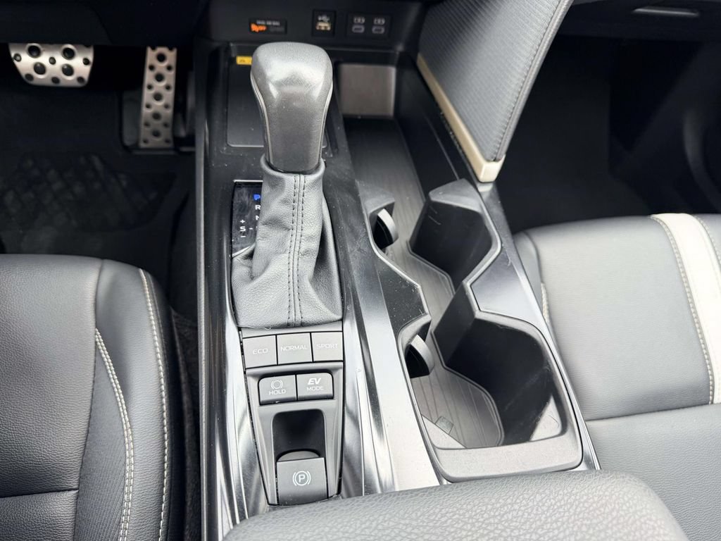 Certified 2025 Toyota Camry SE w/ Convenience Package FWD image 23