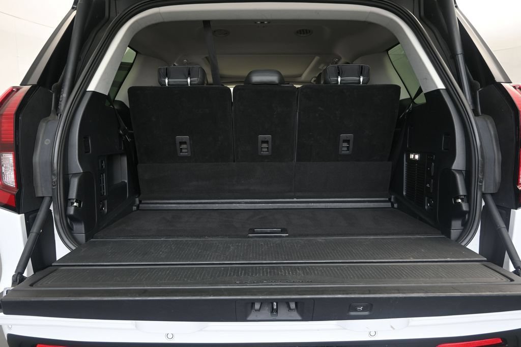 Used 2025 Ford Expedition Active AWD/4WD image 11