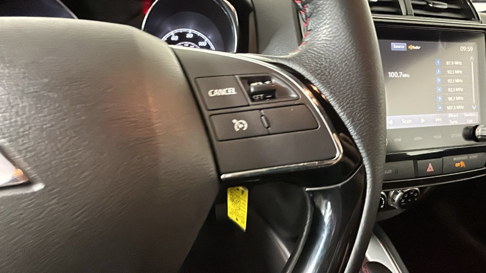 Used 2024 Mitsubishi Outlander Sport AWD image 19