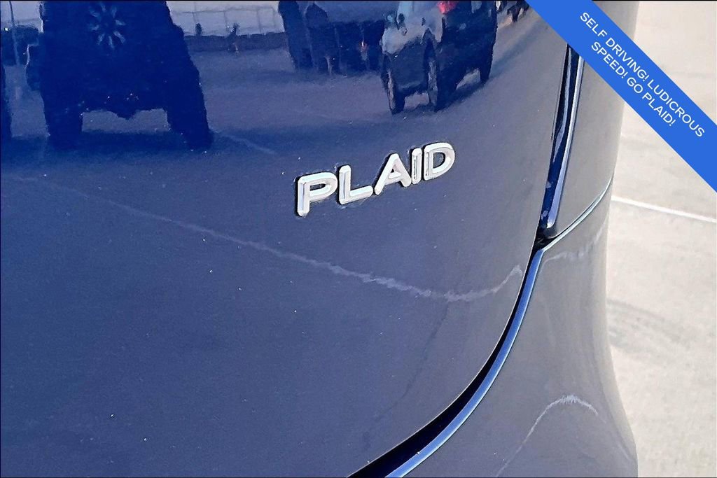 Used 2021 Tesla Model S Plaid image 40