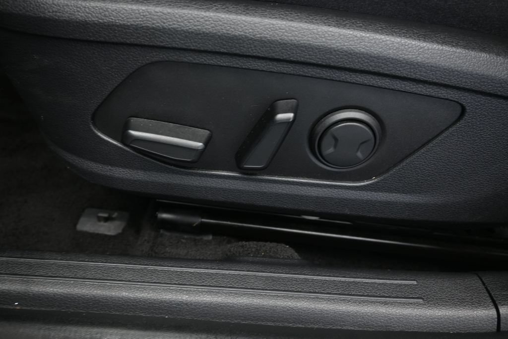 Used 2025 Hyundai Sonata SEL FWD image 21