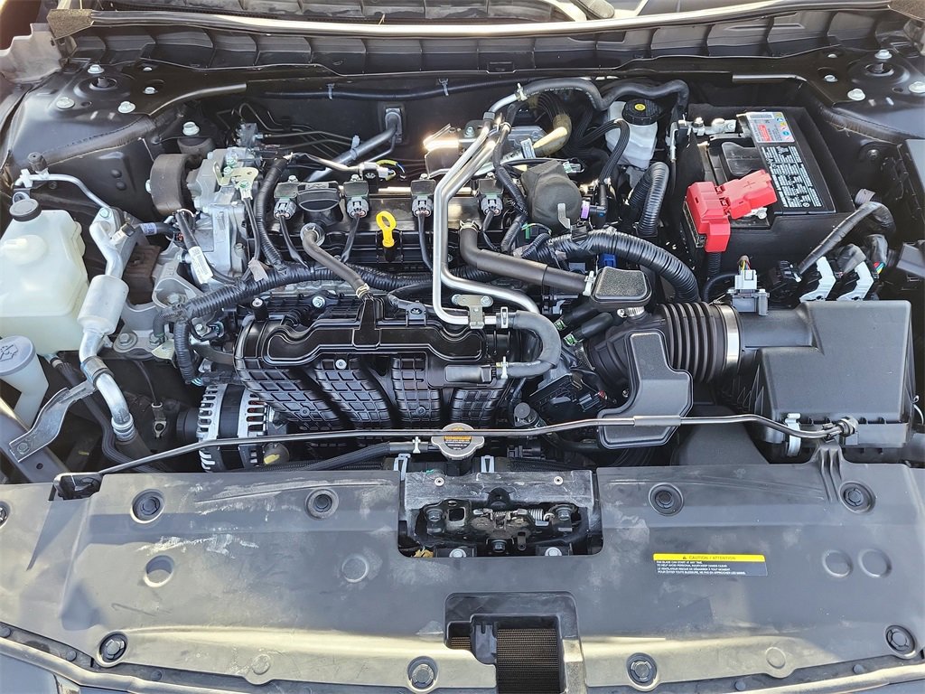 Used 2024 Nissan Altima 2.5 SV image 18