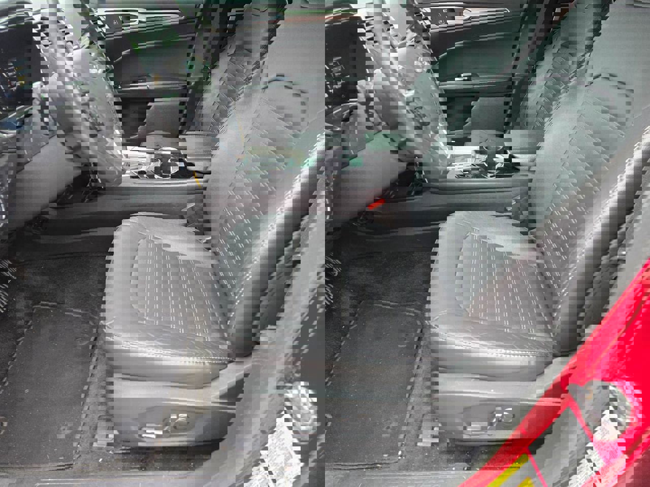 Used 2015 Ford Fusion Energi SE image 11