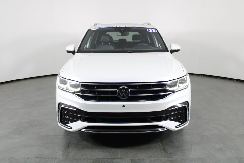 Used 2022 Volkswagen Tiguan SEL R-Line AWD/4WD image 11