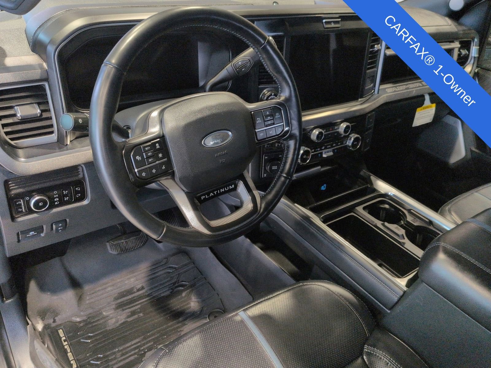 Used 2025 Ford F350 Platinum w/ FX4 Off-Road Package image 2