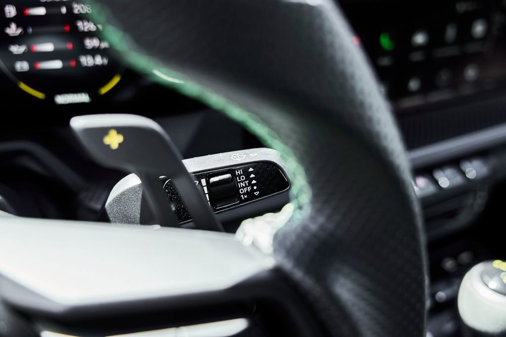 Used 2025 Porsche 911 GT3 RS w/ Weissach Package RWD image 60