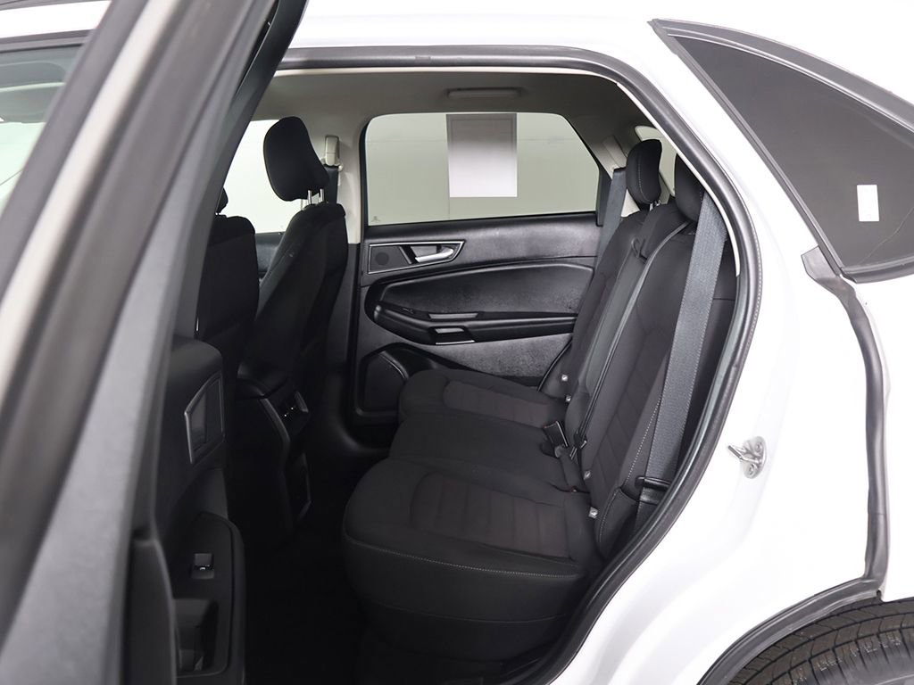 Used 2024 Ford Edge SE w/ Black Appearance Package image 26