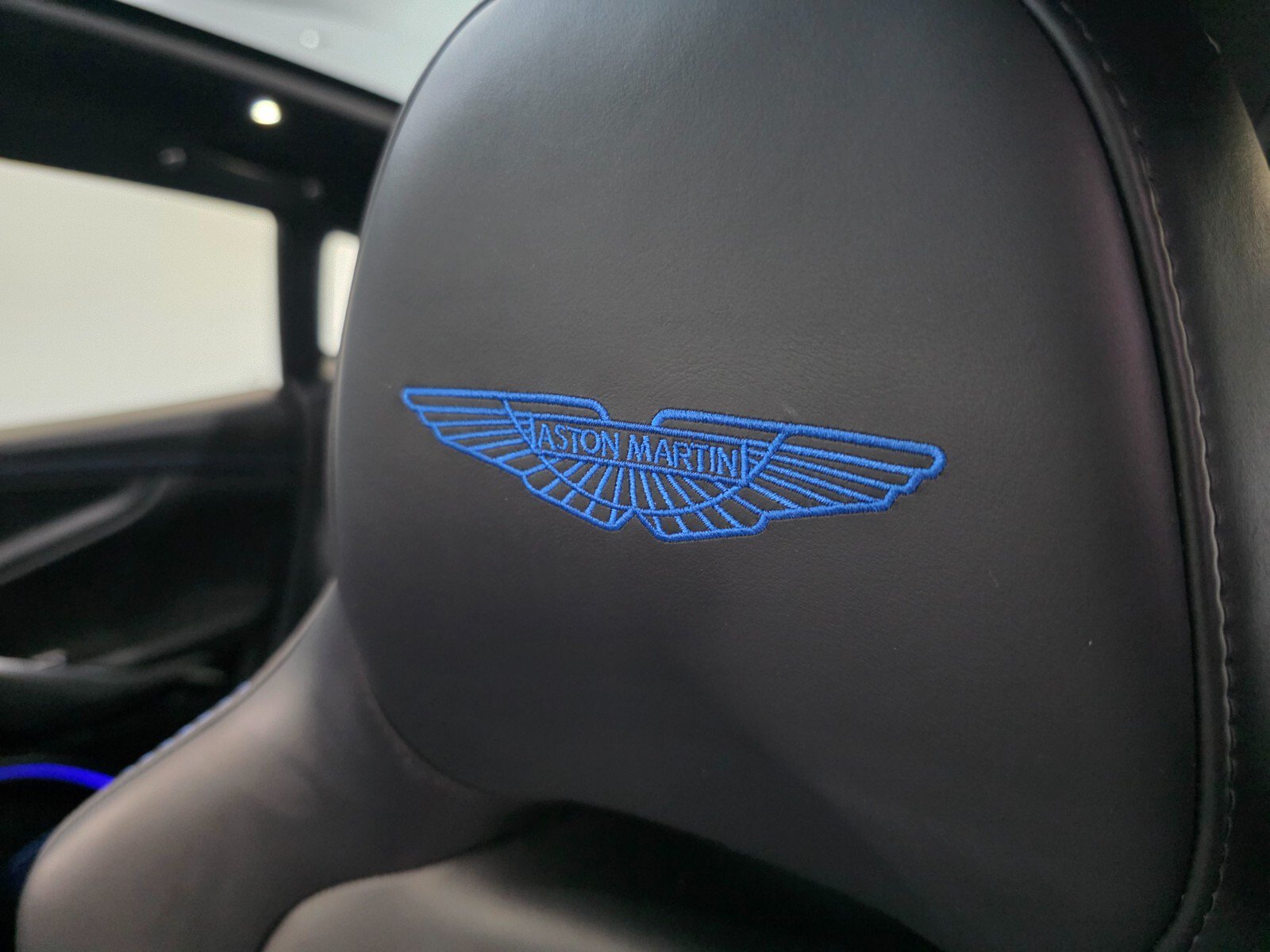 Used 2023 Aston Martin DBX 707 AWD/4WD image 5