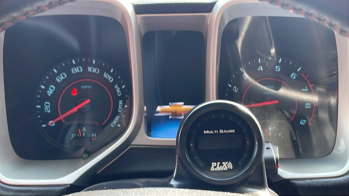 Used 2015 Chevrolet Camaro SS w/ RS Package RWD image 13