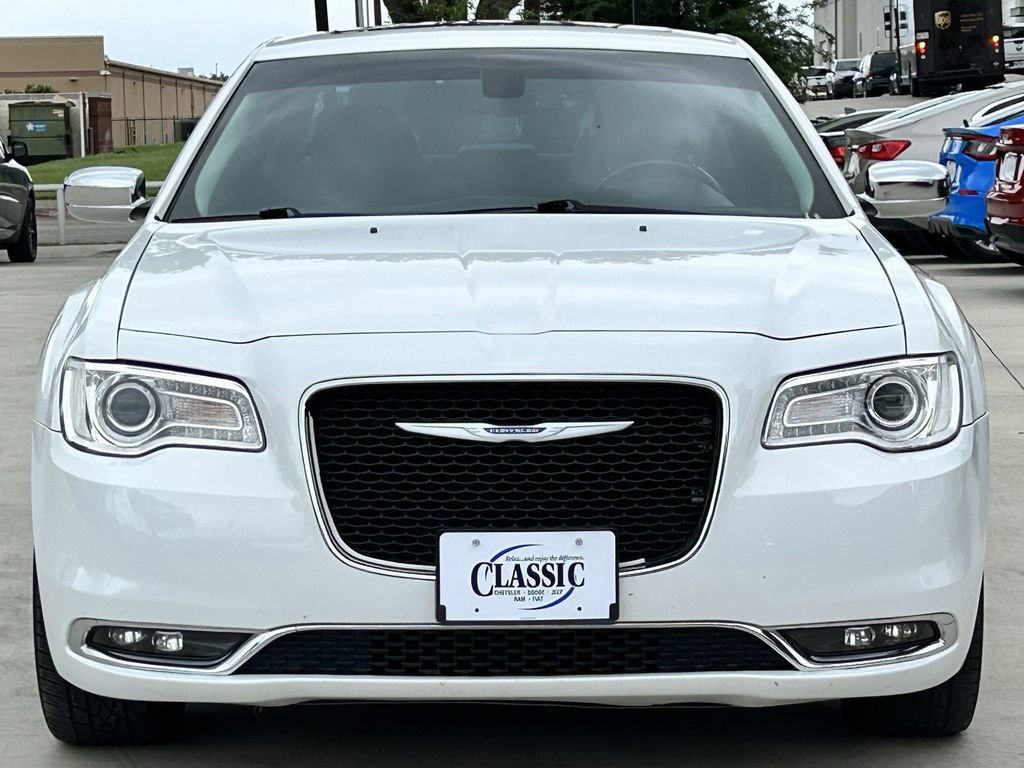 Used 2019 Chrysler 300 Limited image 8